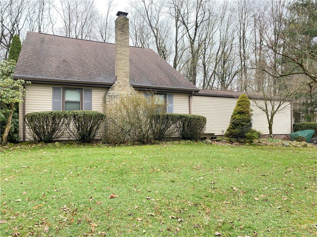 Property Photo:  692 Mitchell Hill Road  PA 16125 