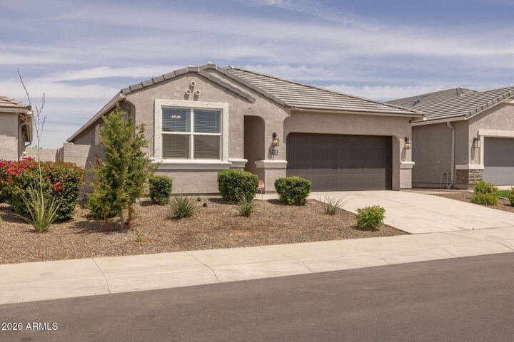 Property Photo:  2432 W Shanley Avenue  AZ 85120 