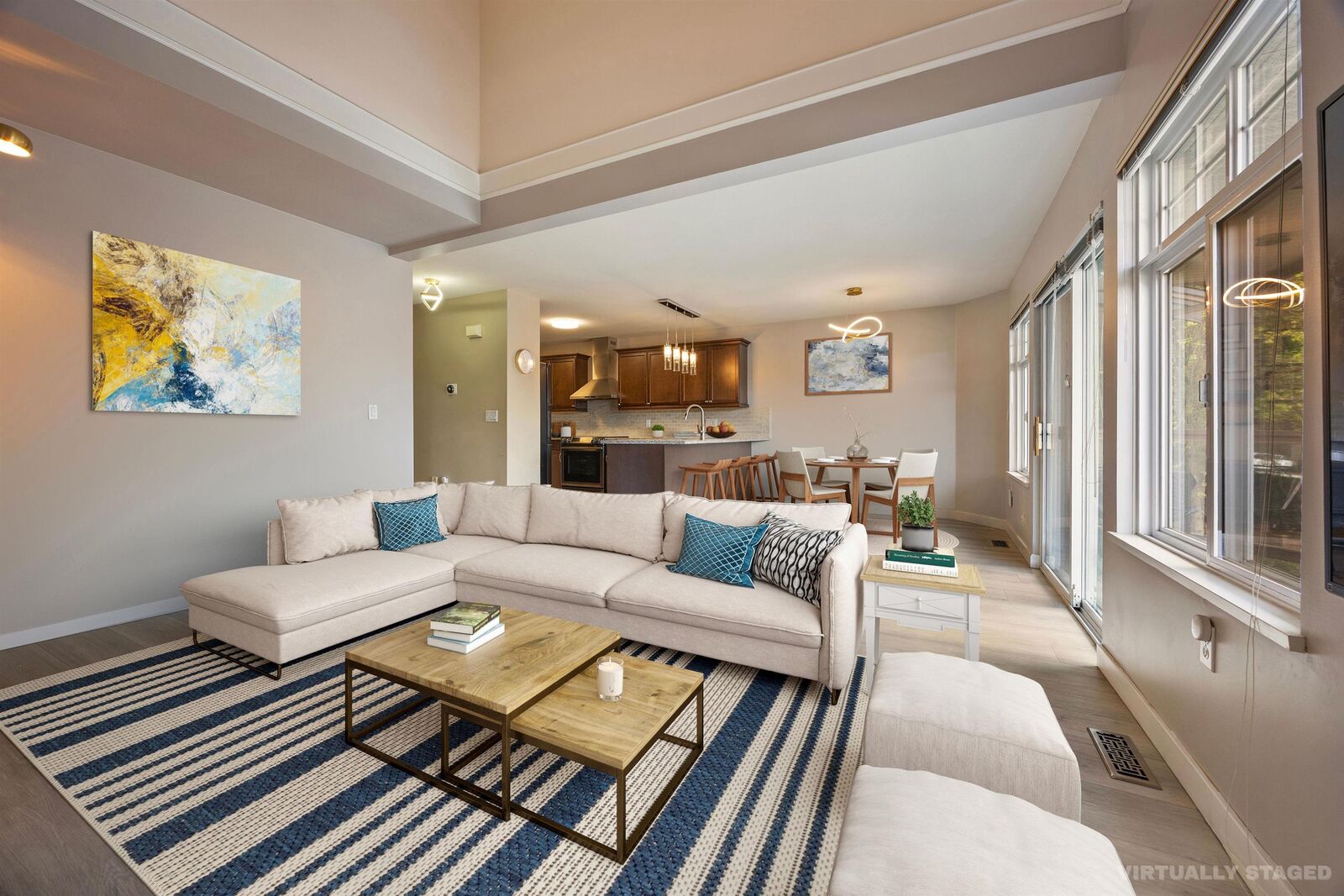 Property Photo:  5201 Oakmount Crescent 7  BC V5H 4S8 