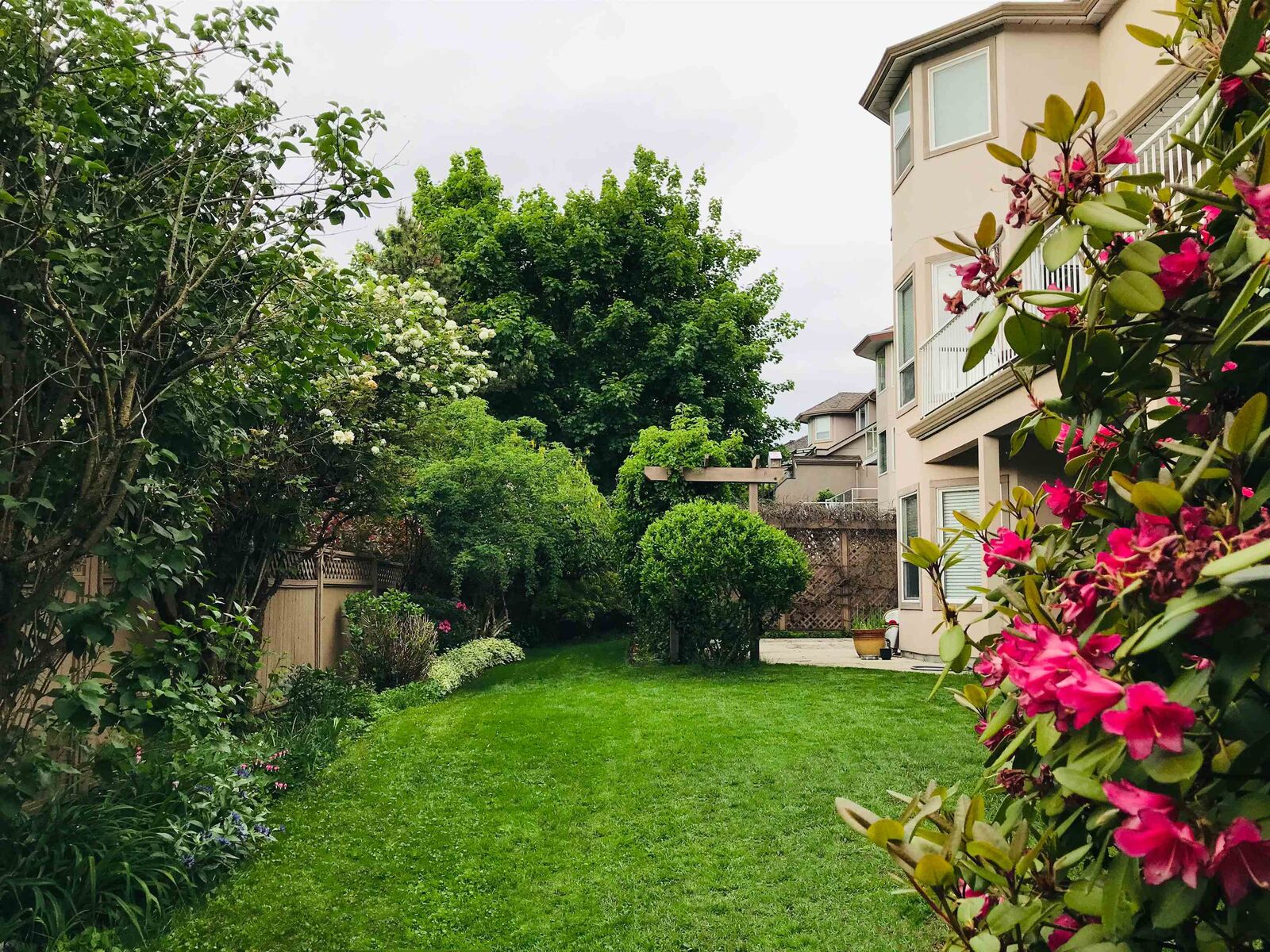 Property Photo:  15422 78A Ave  BC V3S 8R4 
