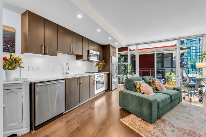 Property Photo:  88 W 1st Avenue 610  BC V5Y 0K2 