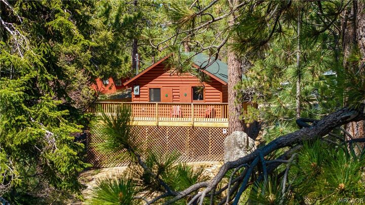 Property Photo:  7 Pine Knot Road  CA 92315 