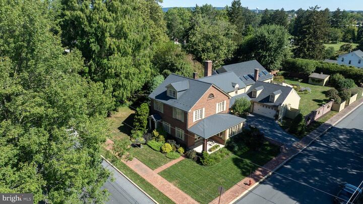 Property Photo: 81 S Linden Street PA 17545