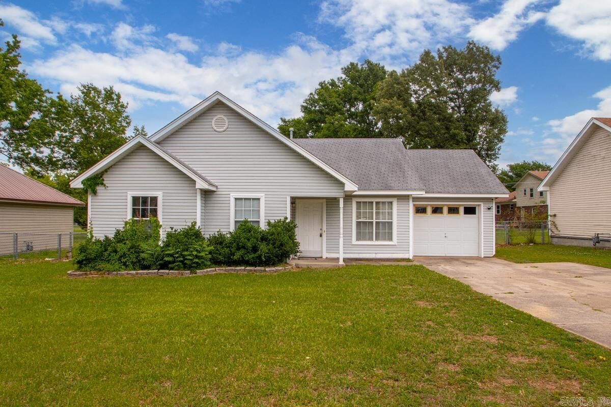 Property Photo: 3220 Homer Adkins Boulevard AR 72076