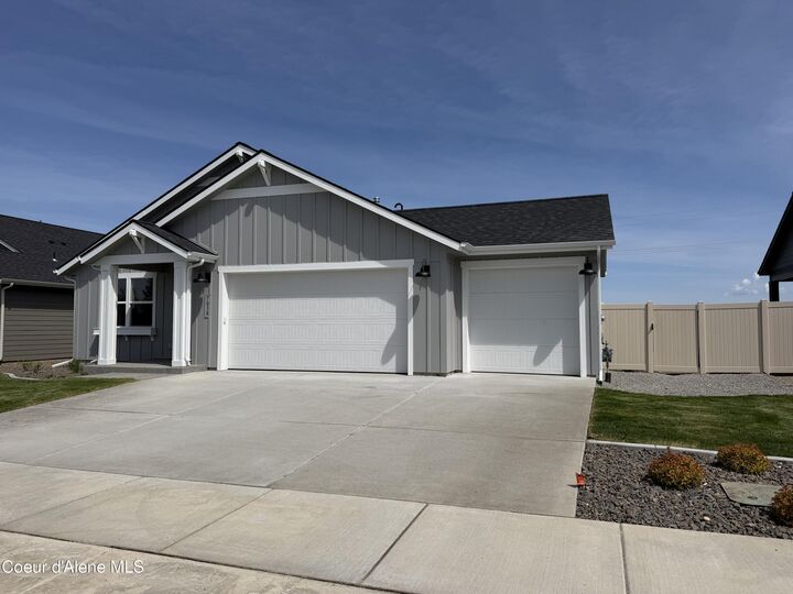 Property Photo:  7038 N Coeur Terre Blvd  ID 83815 