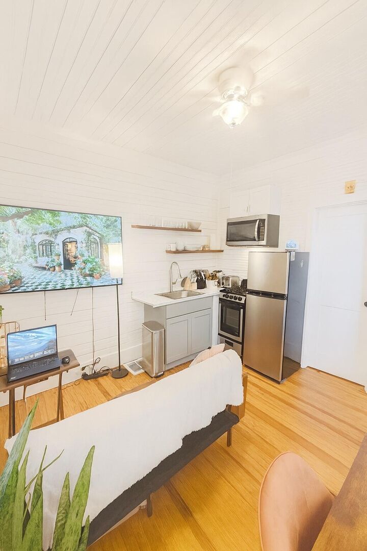 Property Photo:  1923 Quitman Street  SC 29405 