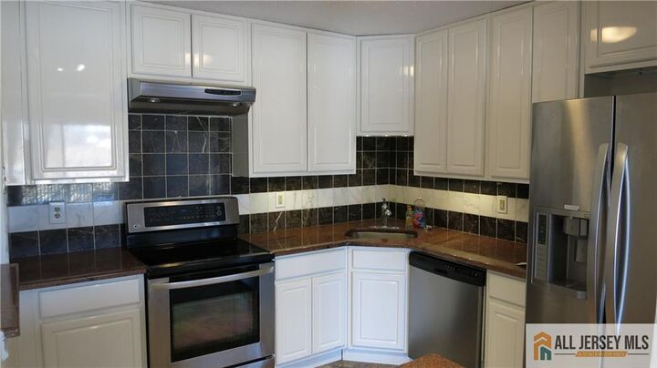 Property Photo: 363 Lancaster Court NJ 08854