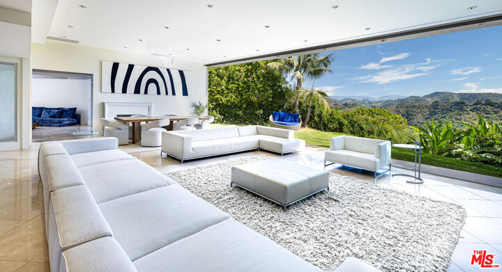 Property Photo:  1466 N Bel Air Rd  CA 90077 