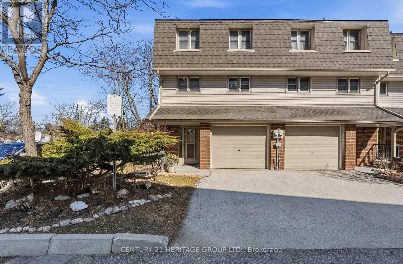 Property Photo:  24 Purple Sageway 40  ON M2H 2Z5 
