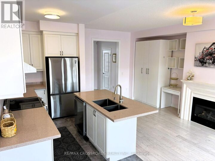 Property Photo:  49 Memon Place  ON L6E 0S1 