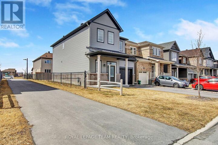 Property Photo:  1013 Parabolica Way  ON K2T 0P8 