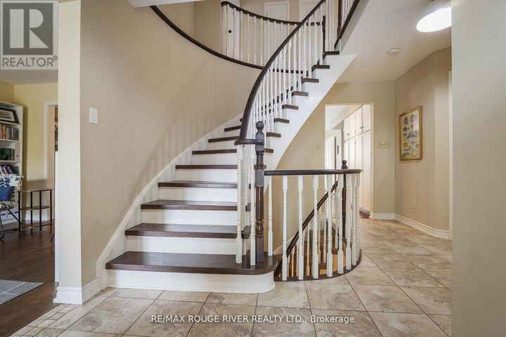 Property Photo:  2052 Lynn Heights Drive  ON L1X 1N8 