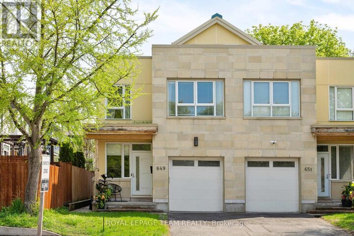 Property Photo: 649 Churchill Avenue North ON K1Z 5G2