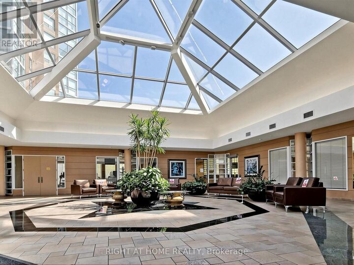 Property Photo: 5 Concorde Place 505 ON M3C 3M8