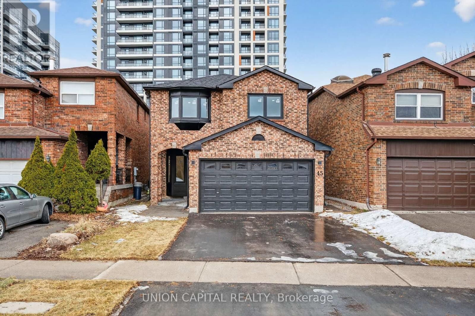 Property Photo:  45 Chilmar Crescent  ON L4J 6Y5 