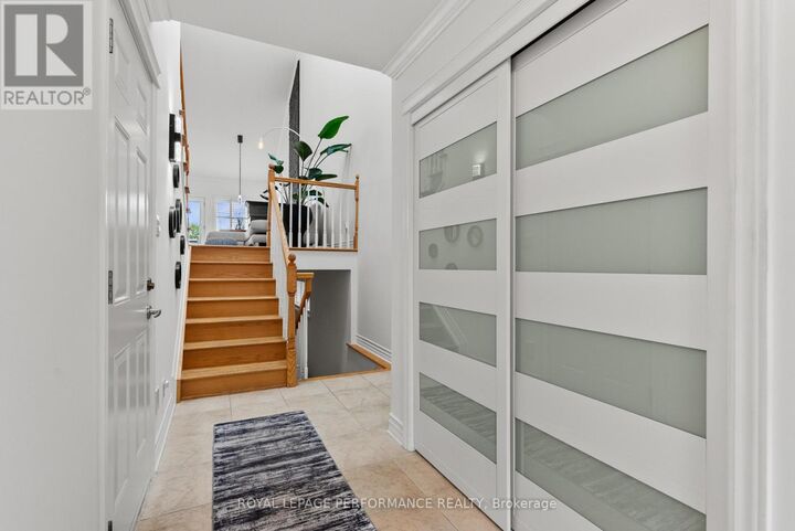 Property Photo:  61 Callaway Court  ON K1C 7S4 