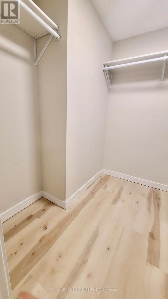 Property Photo:  43 Second Avenue Lower  ON K8V 5M5 