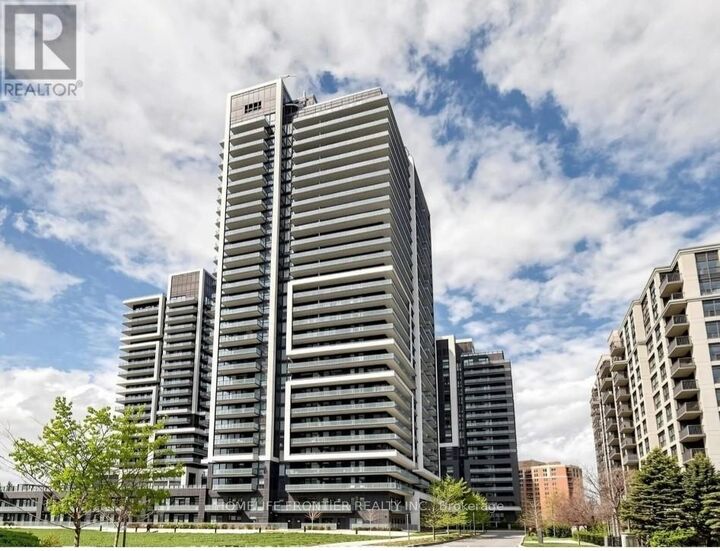 Property Photo: 105 Oneida Crescent 504 ON L4B 0H6