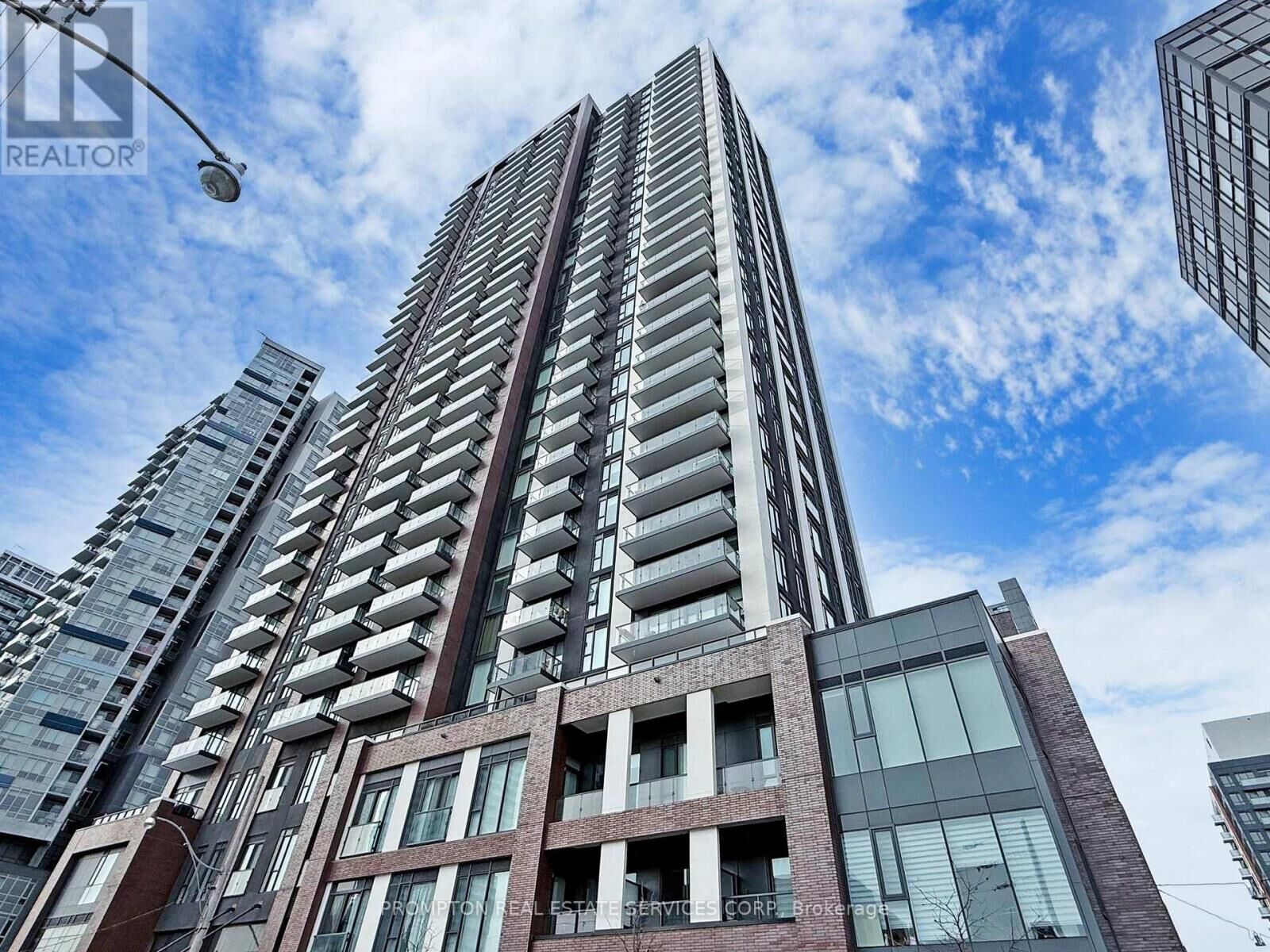 Property Photo:  130 River Street 1803  ON M5A 0R8 