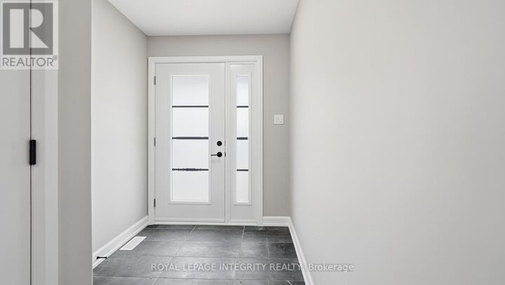 Property Photo:  1231 Montblanc Crescent  ON K0A 1W0 