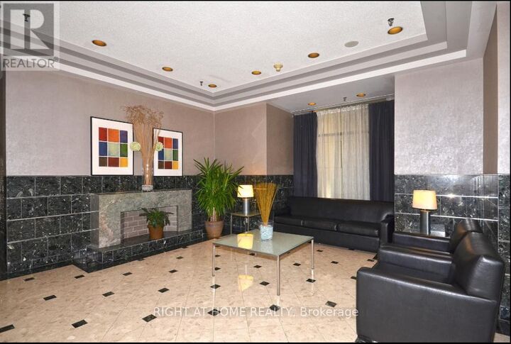 Property Photo: 298 Jarvis Street 1507 ON M5B 2M4