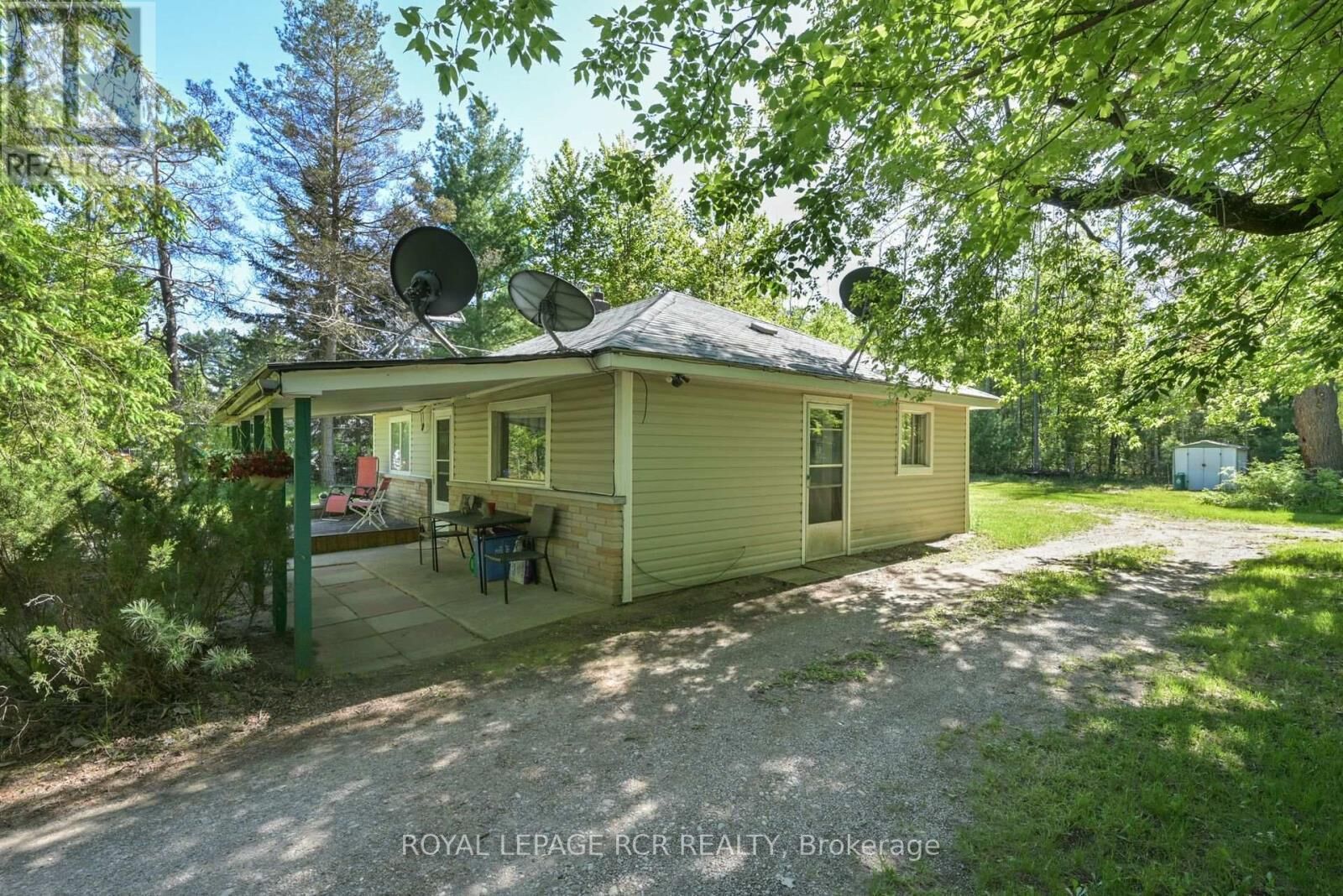 Property Photo: 7262 County Road 13 ON L0M 1M0