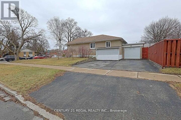 Property Photo:  9 Guiness Avenue  ON M9W 3L1 