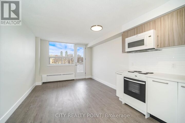 Property Photo:  1500 Bathurst Street 207  ON M5P 3L3 
