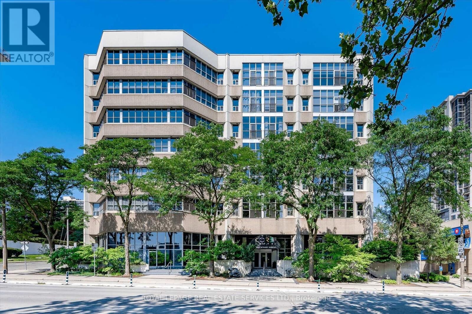 Property Photo:  66 Bay Street South 401  ON L8P 4Z6 