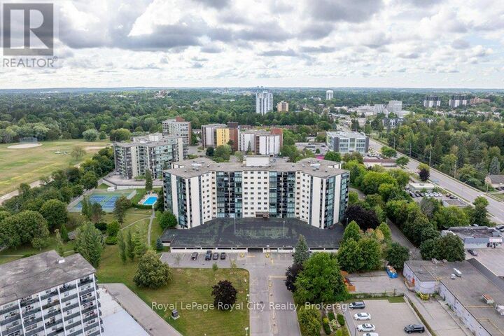 Property Photo: 19 Woodlawn Road East 614 ON N1H 7B1