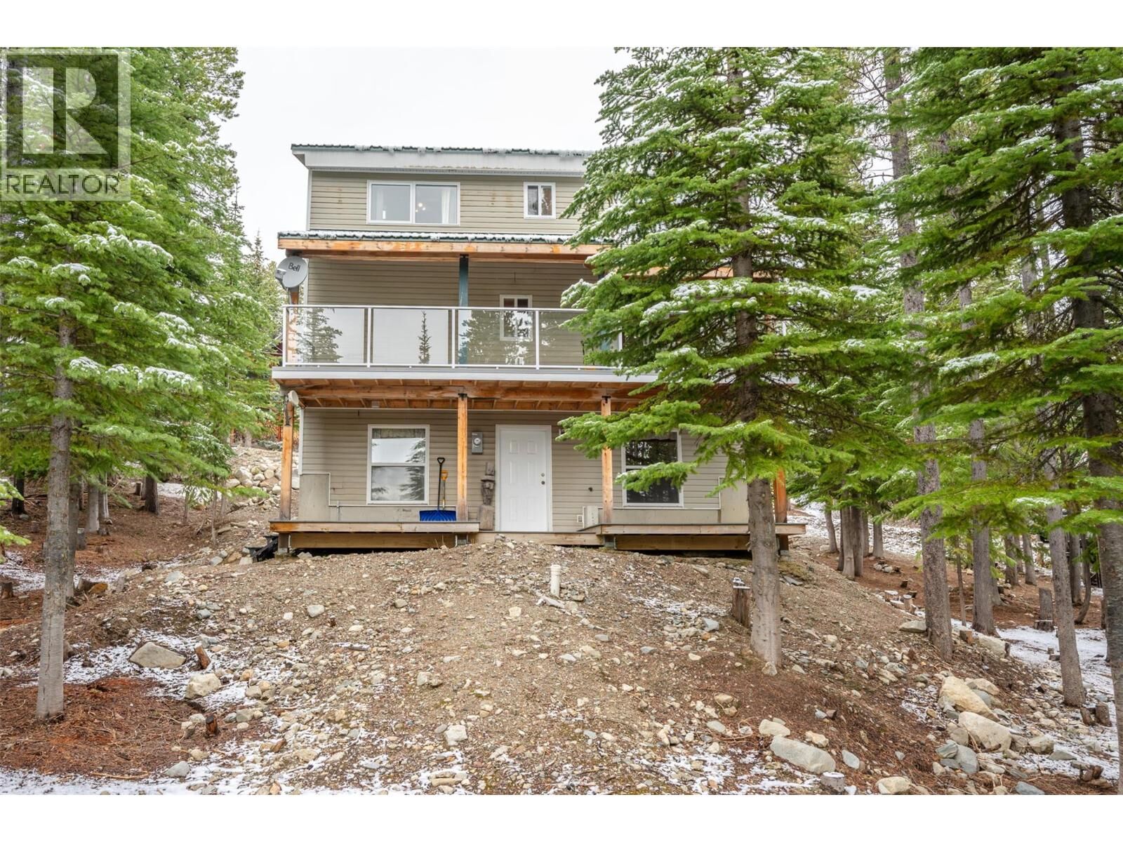 Property Photo:  270 Cougar Road  BC V0H 1T8 