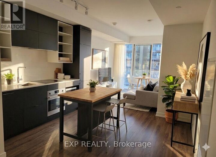 Property Photo:  20 Edward Street 607  ON M5G 0C5 