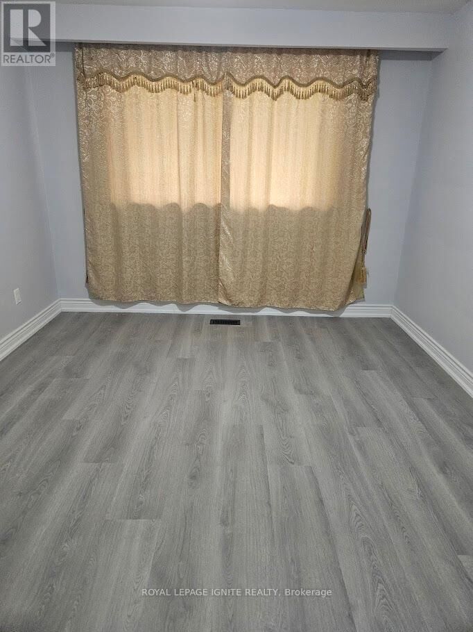 Property Photo:  16 Cicerella Crescent Main  ON M1K 5B5 