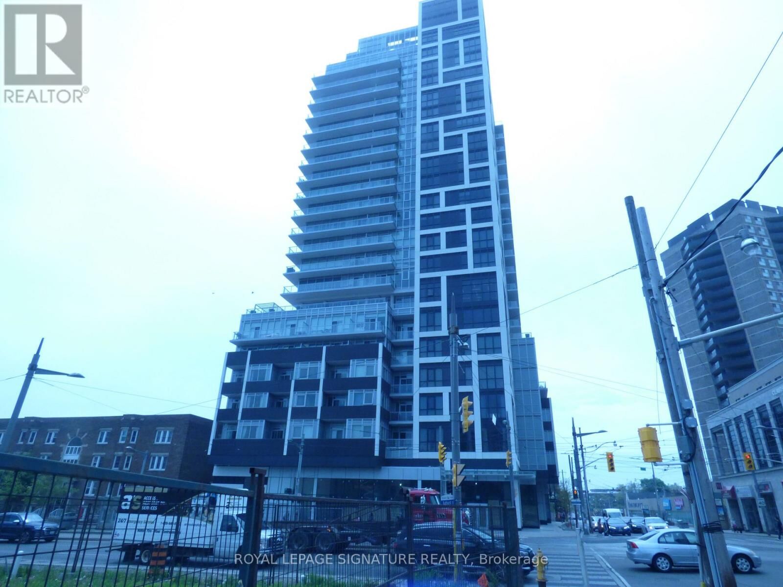Property Photo:  501 St Clair Avenue West 909  ON M5P 0A2 