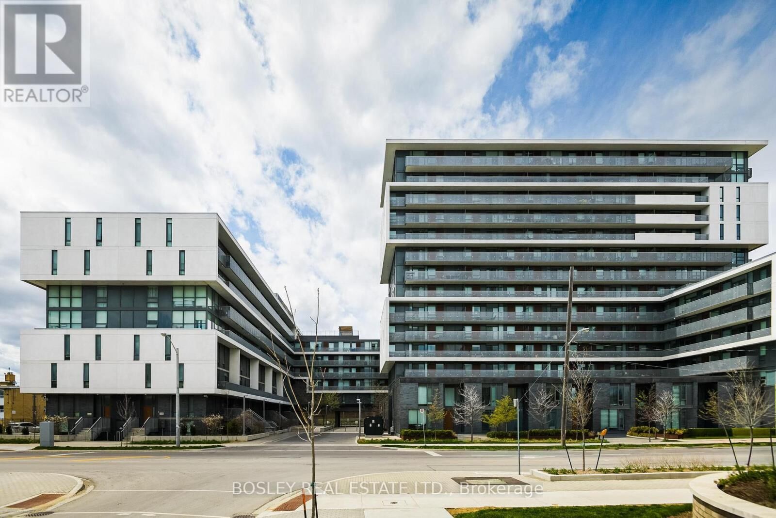 Property Photo: 120 Varna Drive 723 ON M6A 0B3