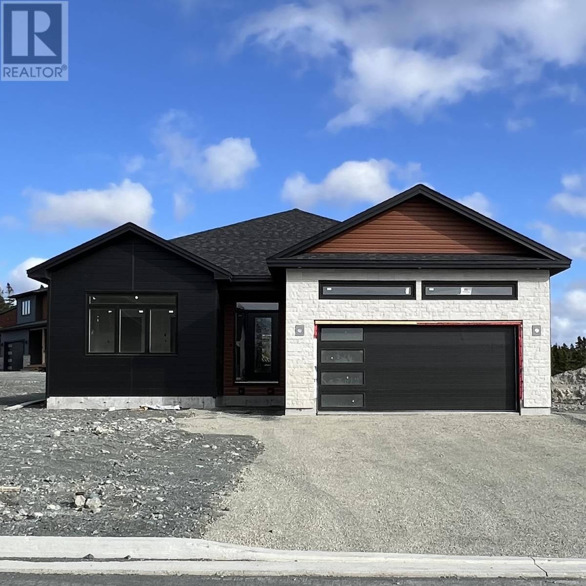 Property Photo:  13 Reddley Place  NL A1W 5M4 