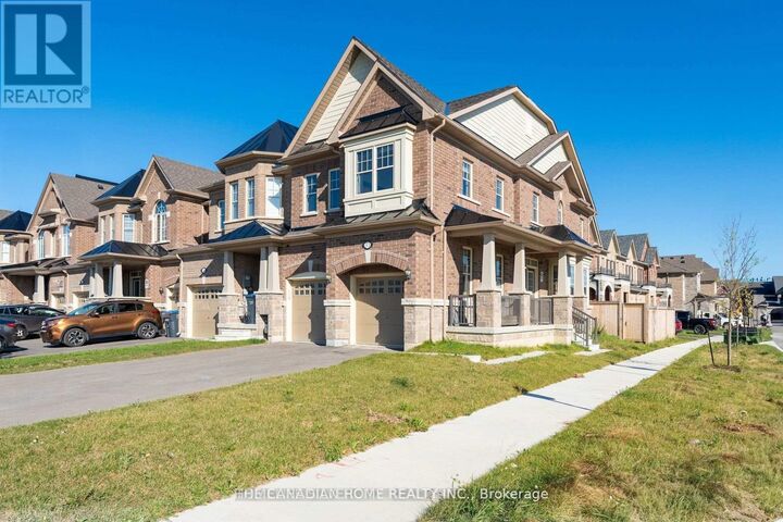 Property Photo:  31 Bushwood Tr Trail  ON L7A 5J7 