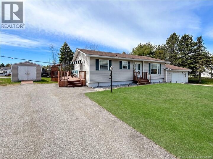 Property Photo:  1 Grant Drive  NB E2E 1A3 