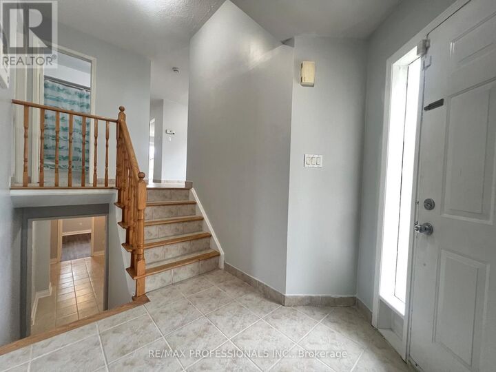 Property Photo:  110 Springview Drive  ON L6X 4L1 