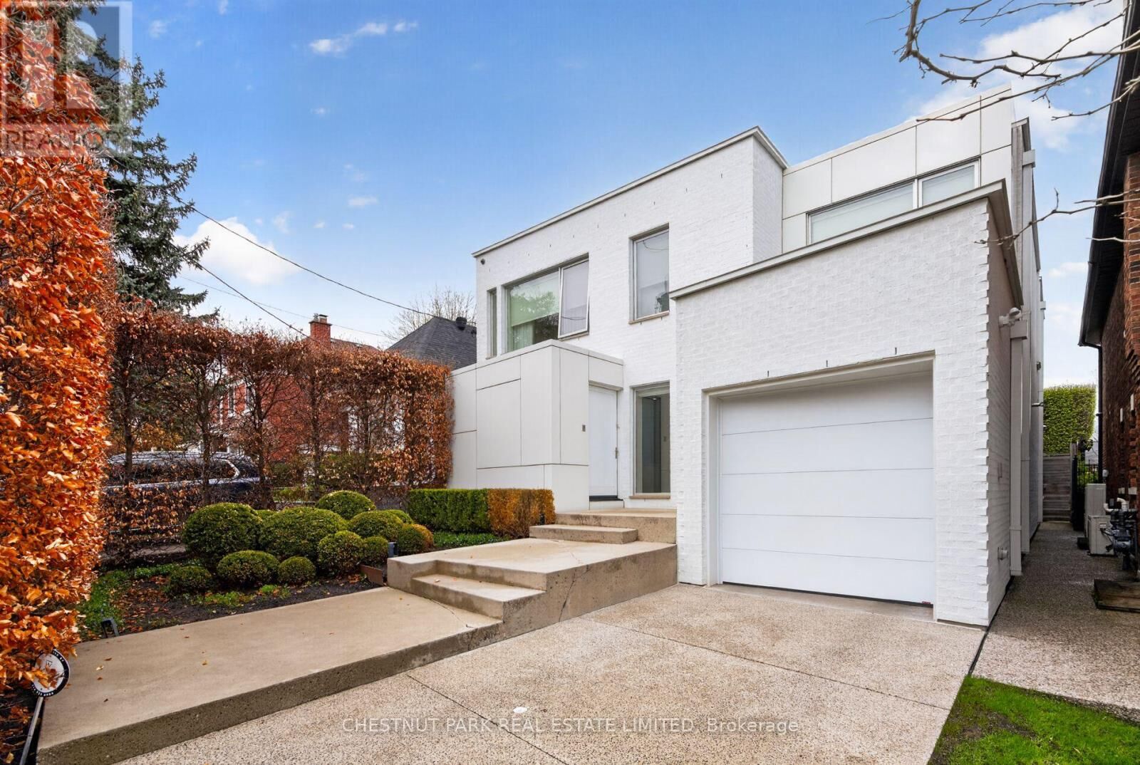 Property Photo:  5 Edgecombe Avenue  ON M5N 2X1 