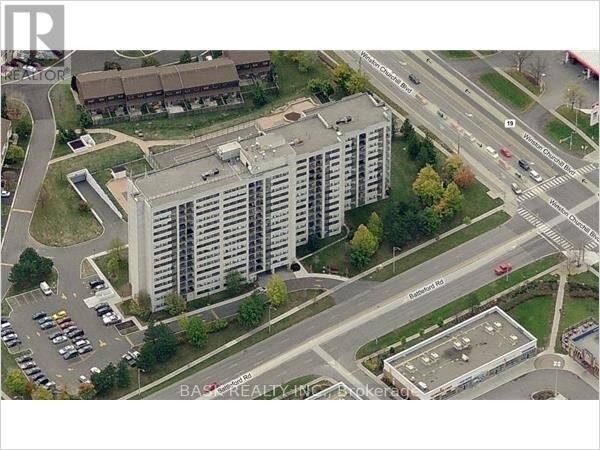 Property Photo: 2900 Battleford Road 706 ON L5N 2V9
