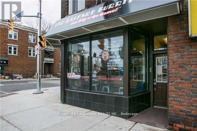 Property Photo:  2398 Bloor Street West Apt 3  ON M6S 1P5 