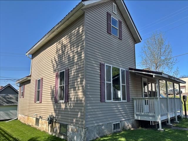 Property Photo:  221 W 4th Street  WI 54456 