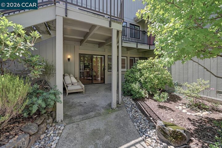 Property Photo:  2705 Saklan Indian Dr 4  CA 94595 