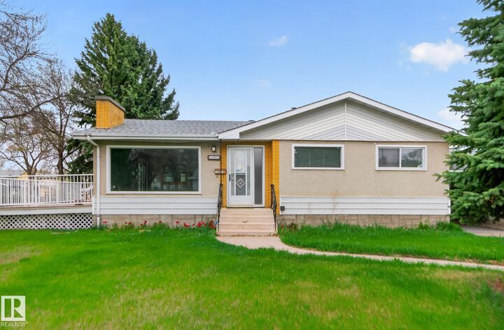 Property Photo: 11901 42 Street NW AB T5W 2N5