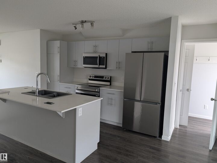 Property Photo: 17619 49 Street NW AB T5Y 3Y1