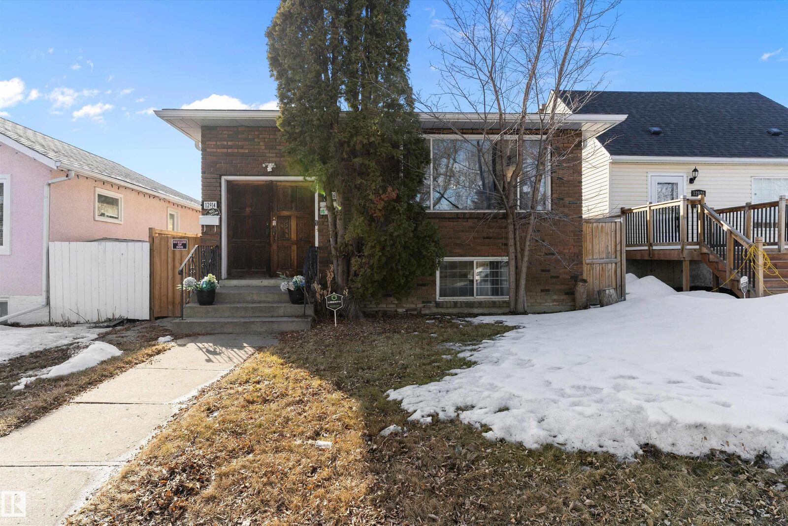 Property Photo:  12914 69 Street NW  AB T5C 0H2 