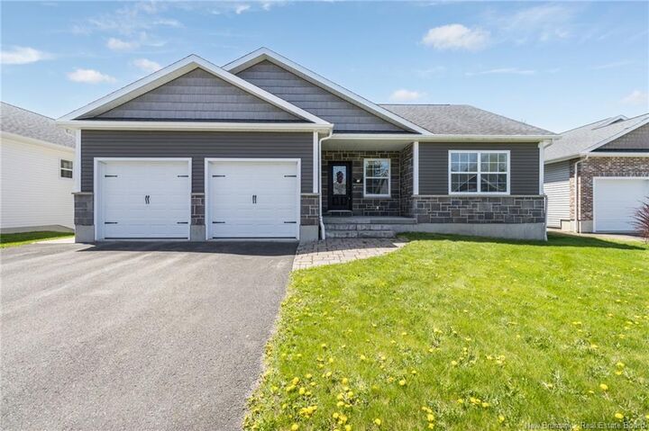 Property Photo: 18 Briar Brook Place NB E3A 3N1