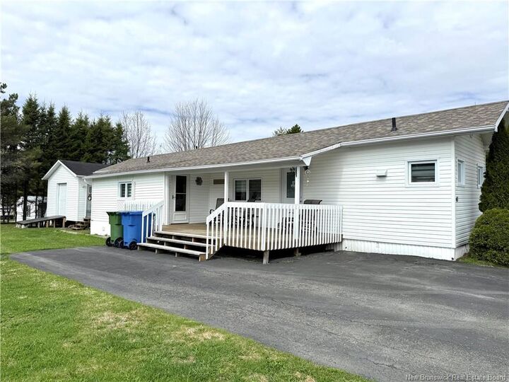 43 Le Paradis Street — photo 1