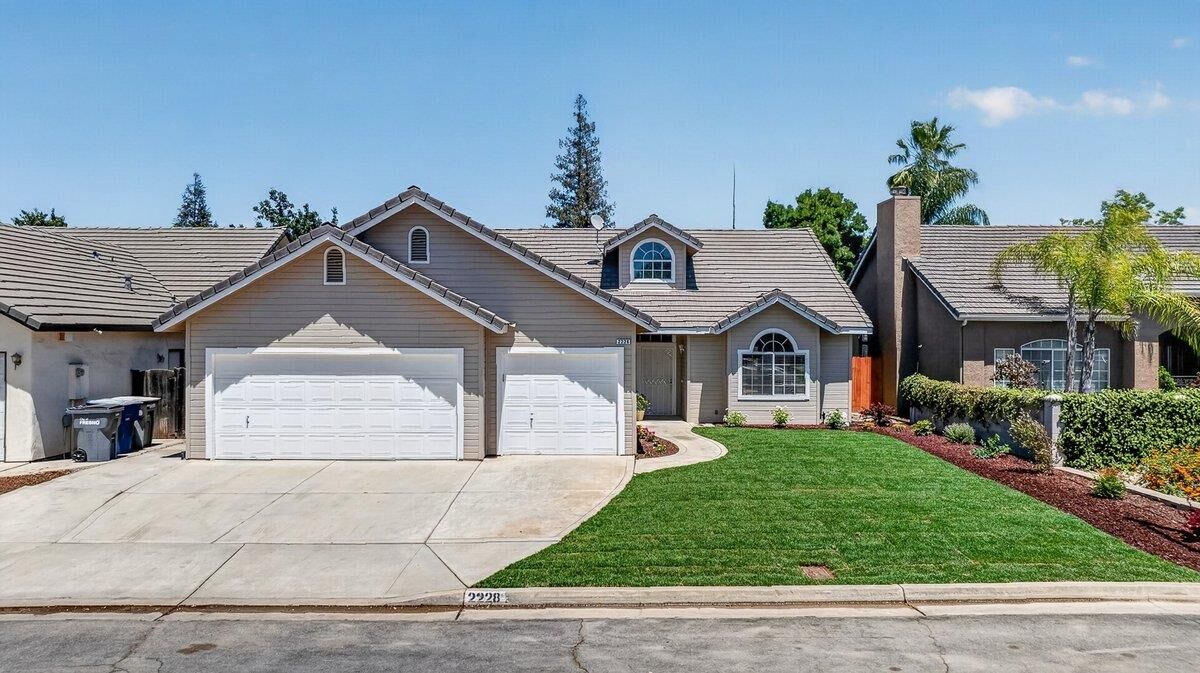 Property Photo:  2228 E Yeargin Drive  CA 93720 